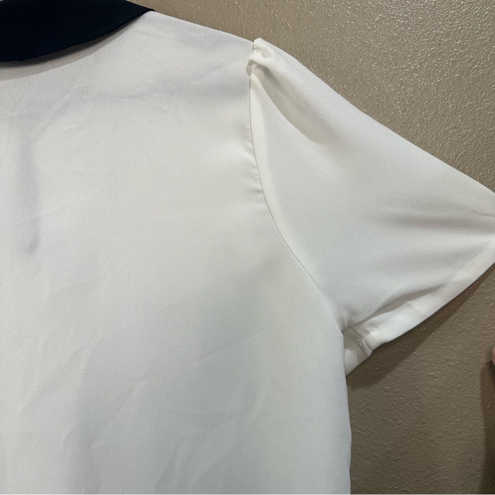 ModCloth Women's Collared Tee Large White Black Keyhole Neck Retro 50s Style NWT - Picture 5 of 7